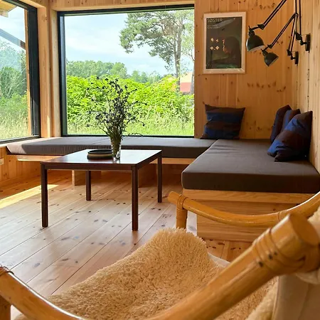 Semesterbostad Architect-designed Timber House Amid Birch Trees